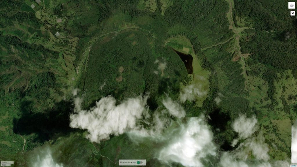 Las autoridades aumentaron el monitoreo del volcán a raíz del aumento de la actividad sísmica.